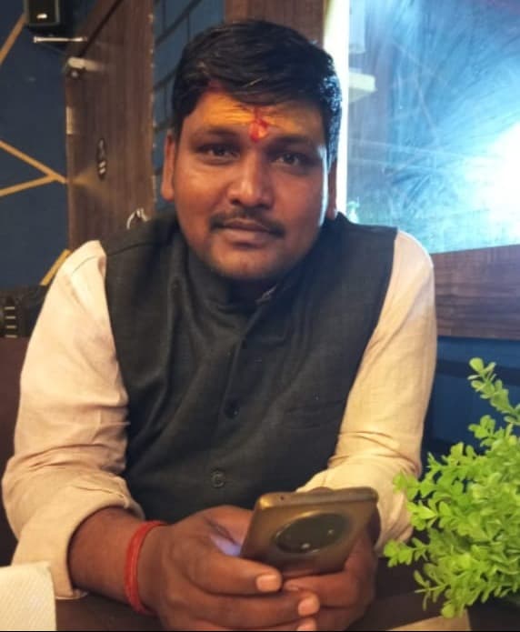 चौपारण सीएचसी में चिकित्सकों की कमी पर गरमाई सियासत, कांग्रेस ने सरकार से की तत्काल तैनाती की मांग