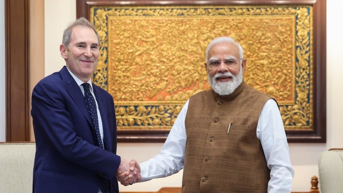 Amazon CEO एंडी जेसी ने PM मोदी से की मुलाकात, भारत में AI और क्लाउड इंफ्रास्ट्रक्चर विस्तार के लिए बड़े निवेश का ऐलान