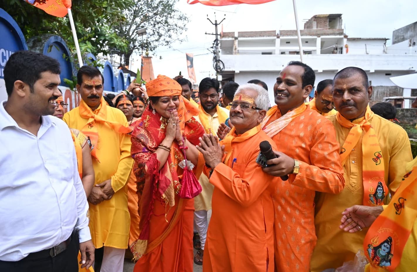 शिवपुरी से निकली भव्य कलश यात्रा में शामिल हुईं भाजपा नेत्री शेफाली गुप्ता