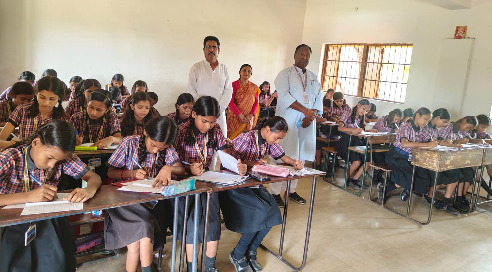 विद्या भारती की परीक्षा विद्यार्थियों की प्रतिभा को पहचानने का सशक्त माध्यम : प्राचार्य