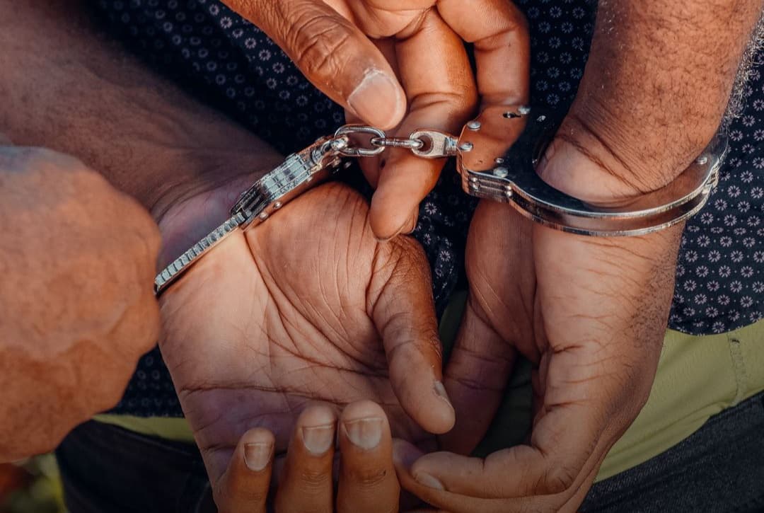प्रेमिका को महंगा तोहफा देने के चक्कर में नाबालिग ने की लाखों की चोरी, बाल सुधार गृह भेजा गया