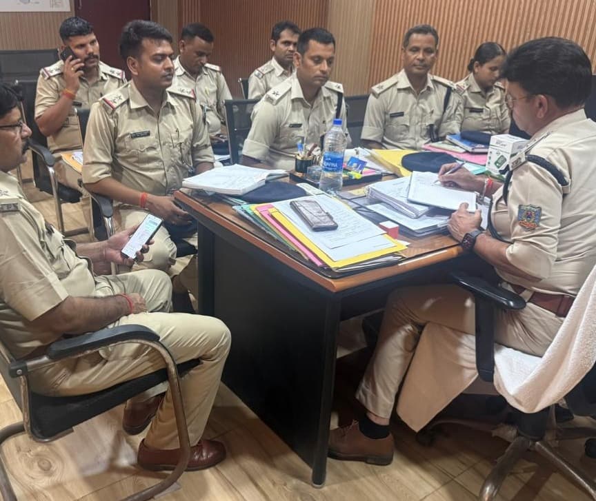 एसडीपीओ ने की मासिक अपराध गोष्ठी का आयोजन, लंबित मामलों के त्वरित निष्पादन का दिया निर्देश