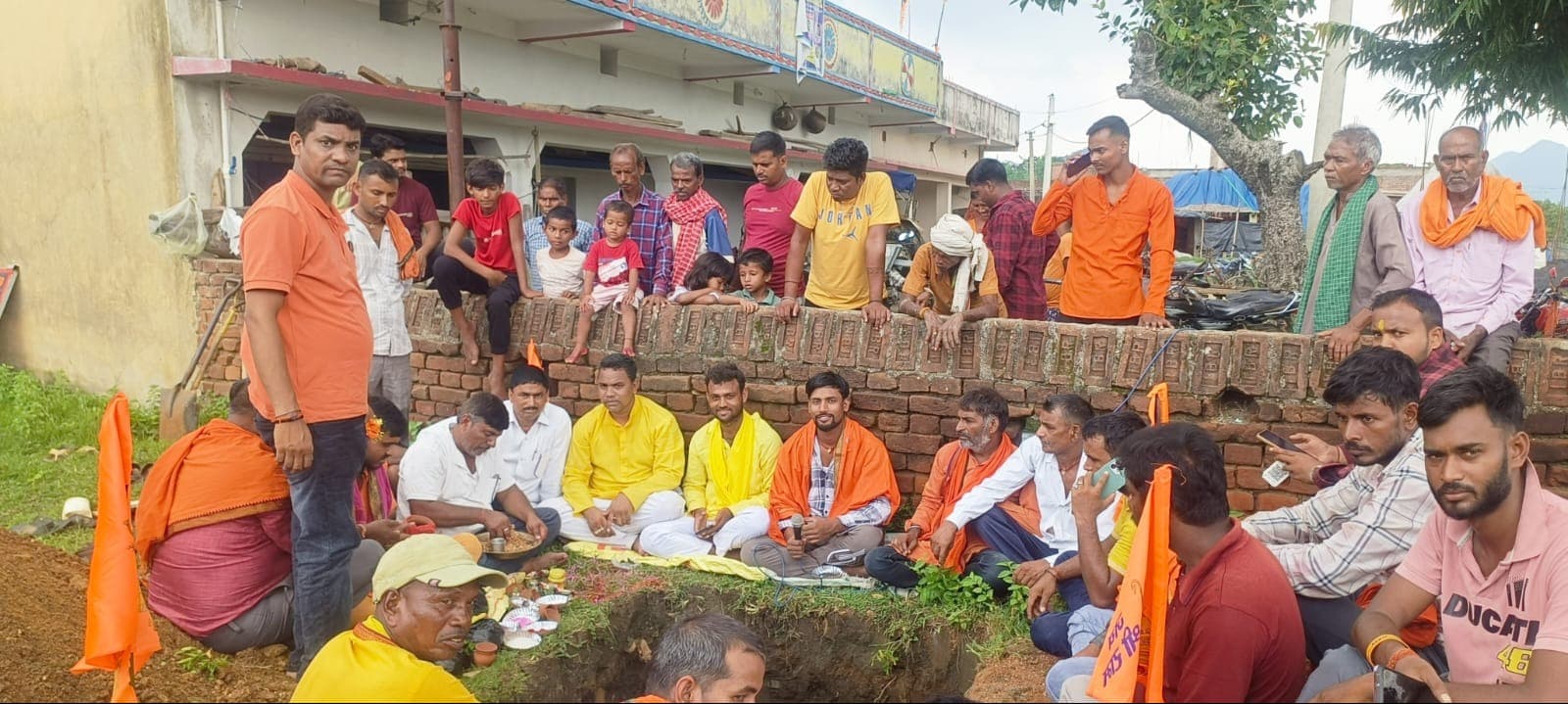 बजरंगबली मंदिर निर्माण को लेकर किया गया भूमि पूजन