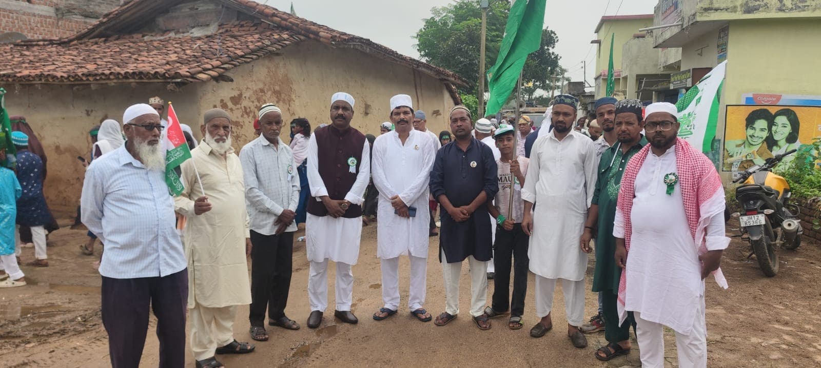पैगंबर साहब के यौम-ए-पैदाइश पर विष्णुगढ़ में उल्लास, जनप्रतिनिधियों ने दिया आपसी सौहार्द का संदेश