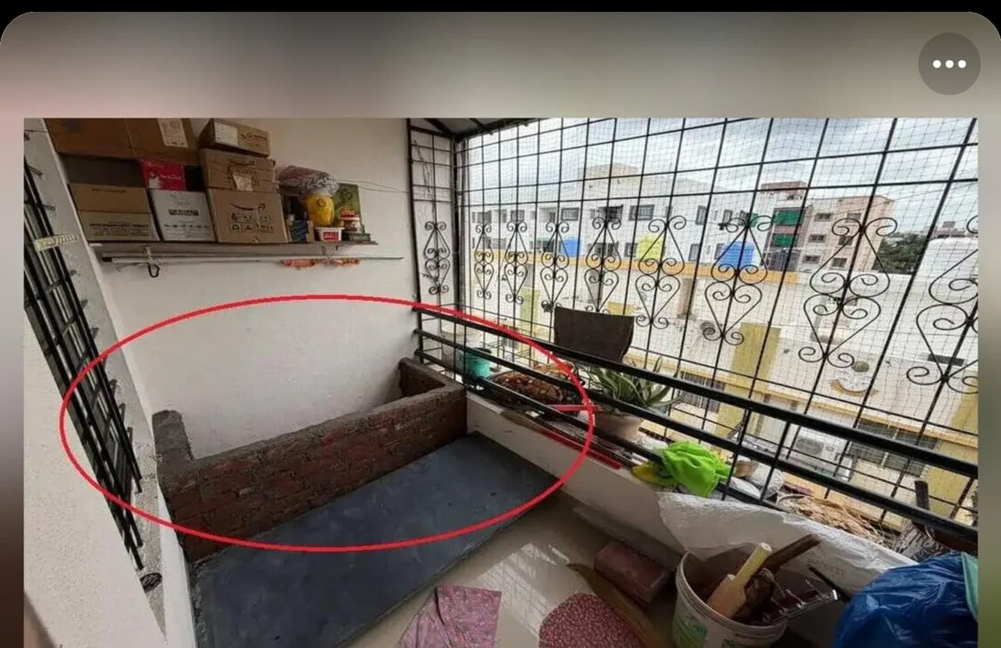 पति को जिंदा दफनाने की साजिश! महाराष्ट्र में महिला ने घर के अंदर बनवाया ‘सीक्रेट चैंबर’, मजदूरों को हुआ शक