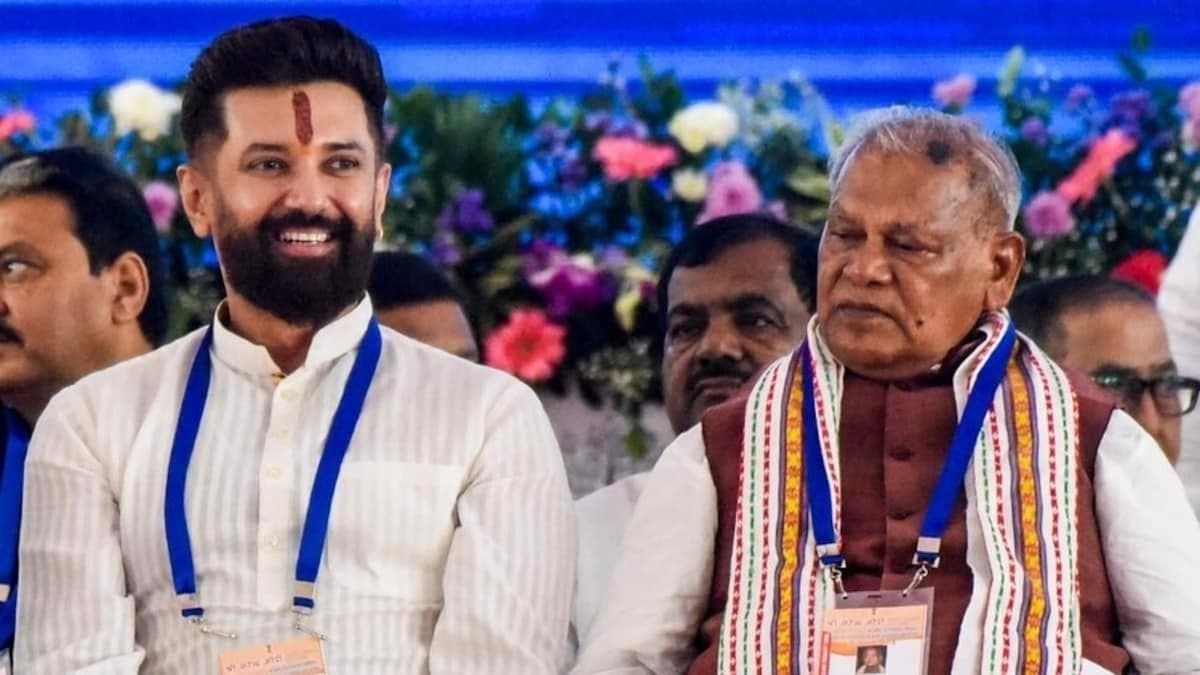 आरक्षण के मुद्दे पर NDA में बढ़ी तकरार, चिराग पासवान ने मांगा जीतन राम मांझी का इस्तीफा