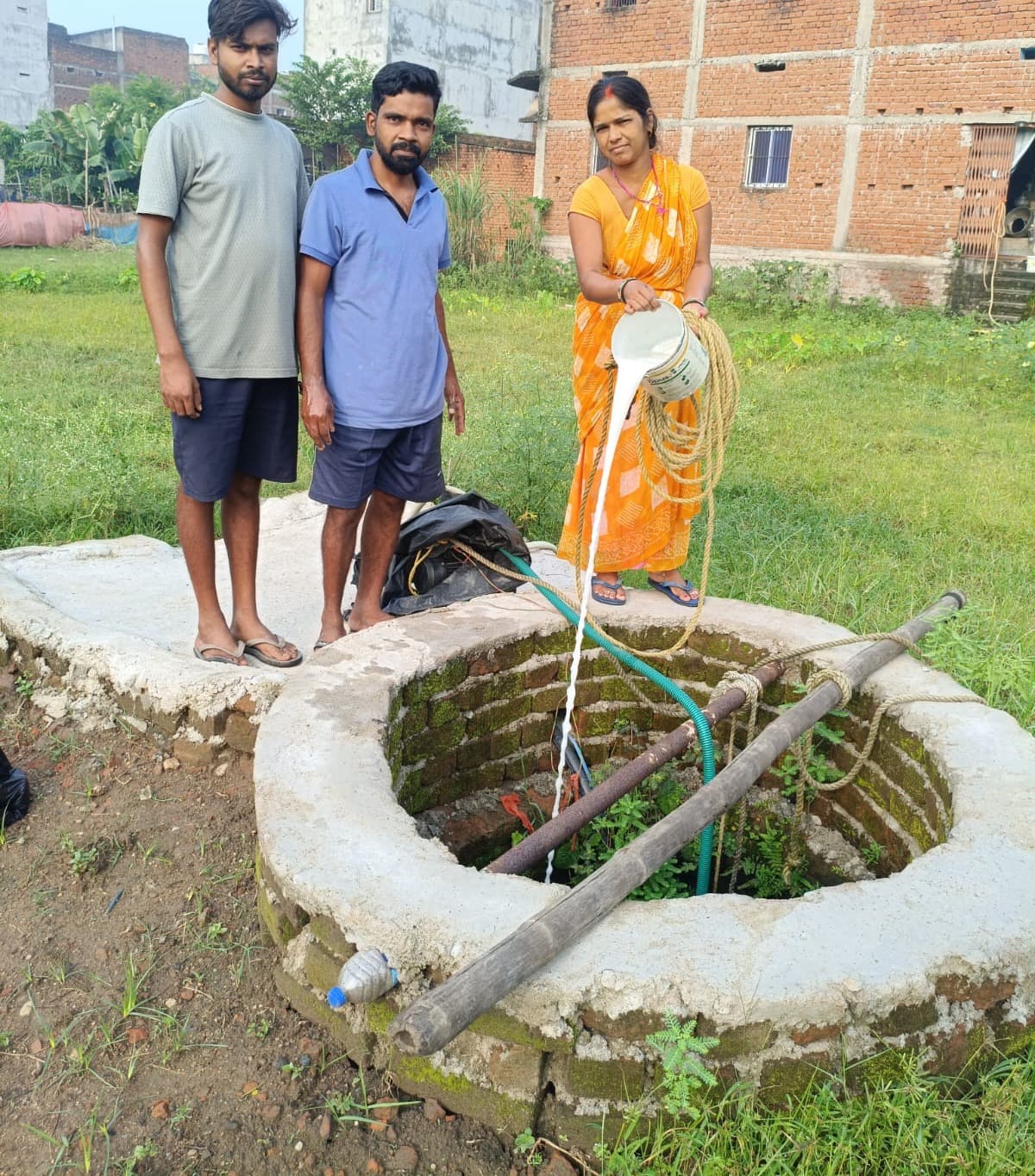 बीमारियों से बचाव के लिए ब्लीचिंग का छिड़काव जरूरी : नवीन 