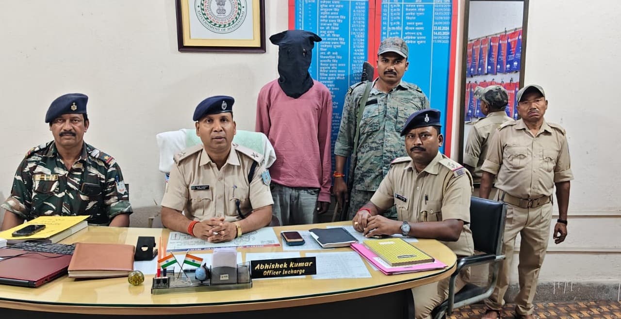 वाहन चेकिंग के दौरान, चोरी के बाइक के साथ आरोपी युवक पकड़ाया