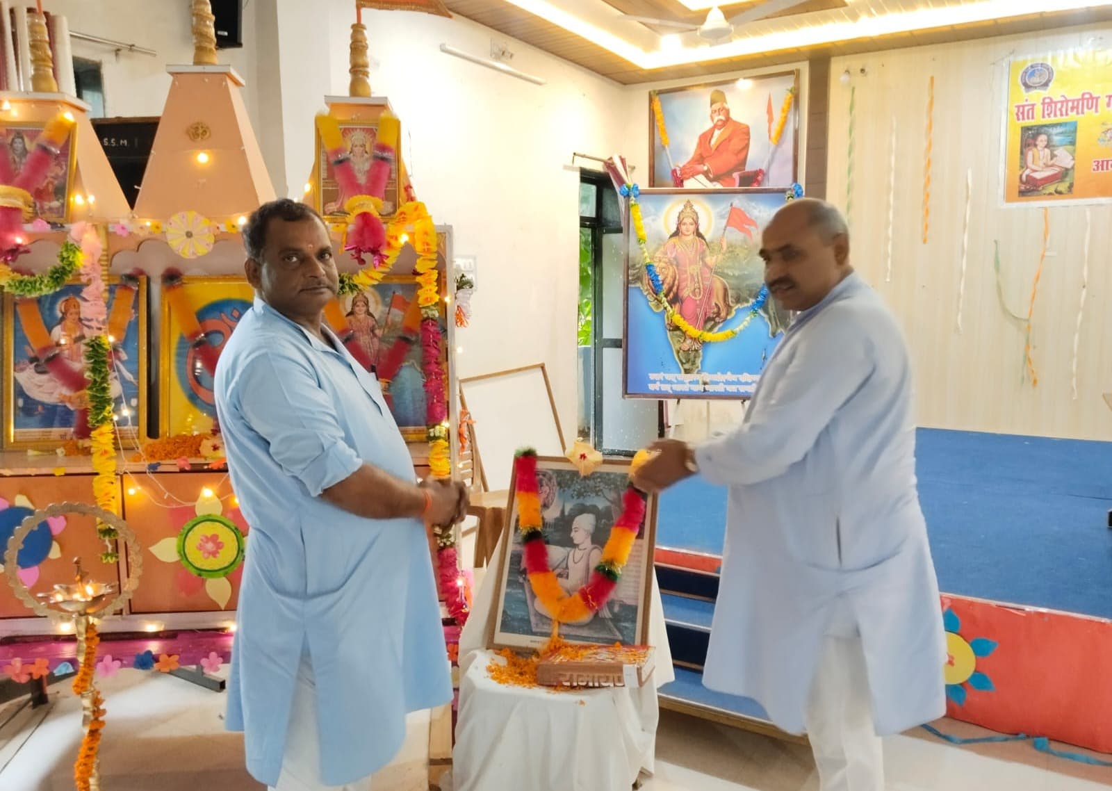 तुलसीदास की रचनाएं आज भी सत्य, धर्म और सदाचार की राह दिखाती हैं : डॉ. अजय कुमार पाठक