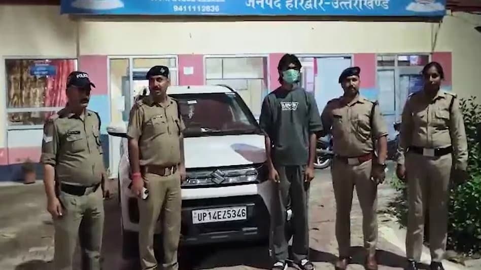 216 CCTV कैमरों ने खोला मां की हत्या का राज, प्रेम प्रसंग में रोड़ा बनी मां तो बेटी ने प्रेमी संग रची साजिश