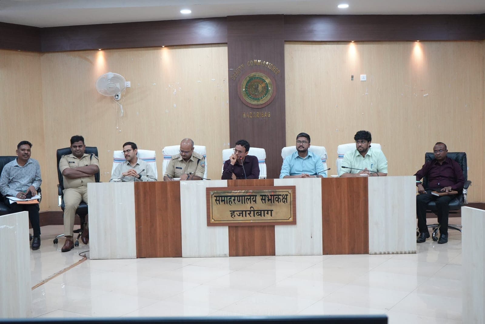 अवैध खनन पर सख्त हुए उपायुक्त, संवेदनशील क्षेत्रों में चेक पोस्ट लगाने के निर्देश