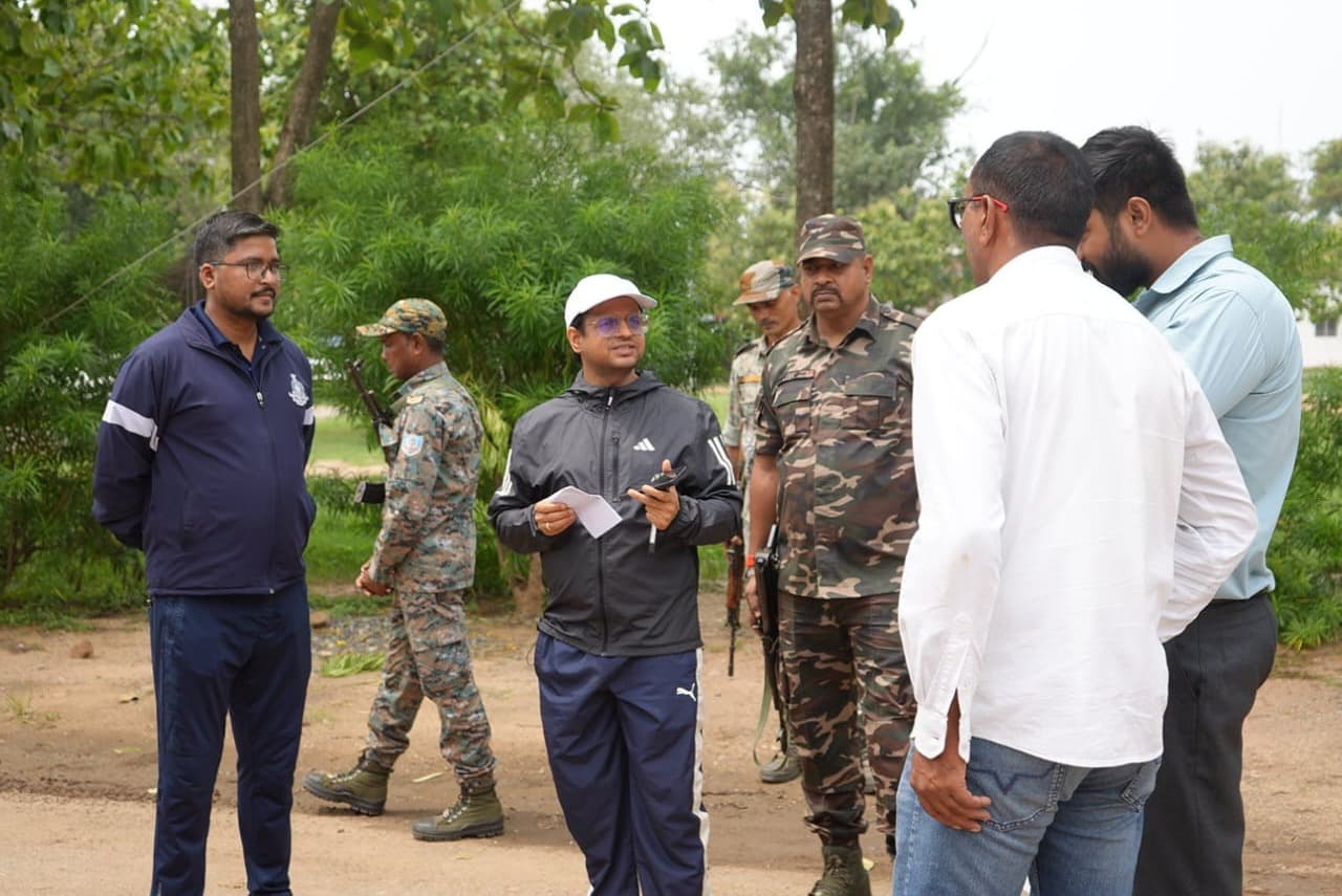 SIR के दूसरे चरण में तेजी, उपायुक्त हेमंत सती ने मतदाताओं से समय पर प्रपत्र जमा करने की अपील की