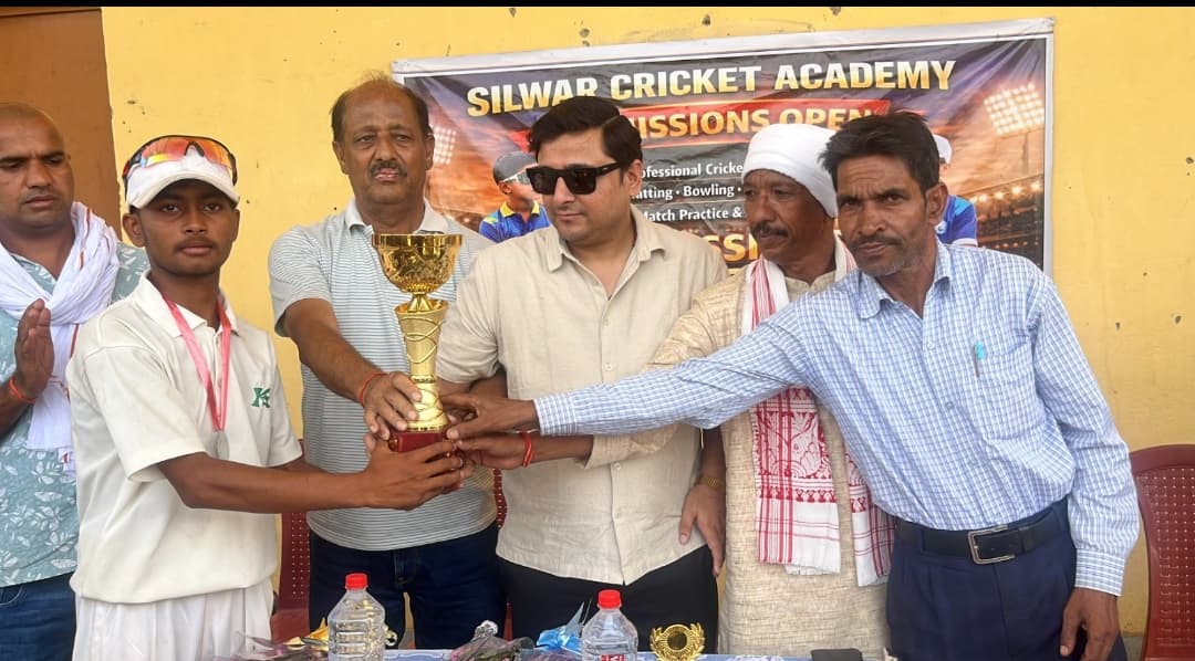 सिलवार स्टेडियम में क्रिकेट टूर्नामेंट का रोमांचक समापन, हर्ष अजमेरा ने बढ़ाया खिलाड़ियों का हौसला