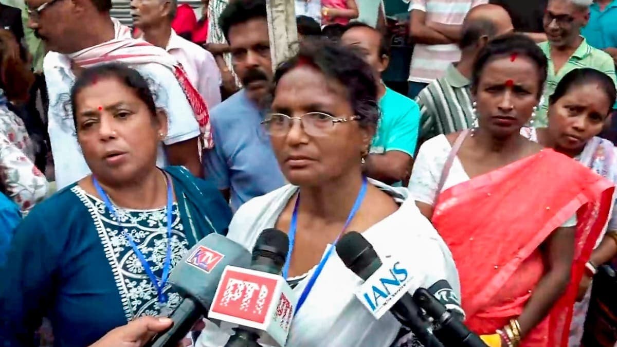 कोलकाता भगदड़ पर भाजपा विधायक का विवादित बयान, लोगों को ठहराया जिम्मेदार