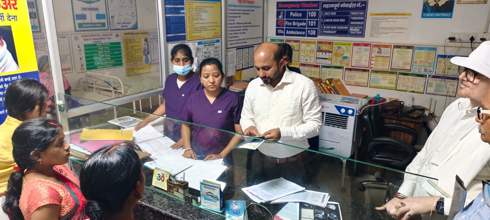 रामगढ़ सदर अस्पताल में अनियमितता पर उपायुक्त सख्त, सभी का वेतन स्थगित