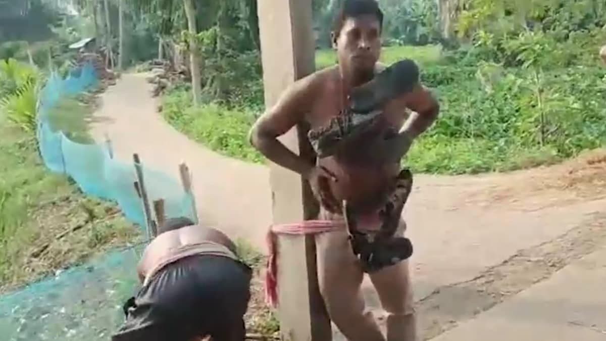 हावड़ा में PM आवास योजना और मनरेगा को लेकर विवाद, ग्रामीणों ने TMC नेता के खिलाफ किया प्रदर्शन