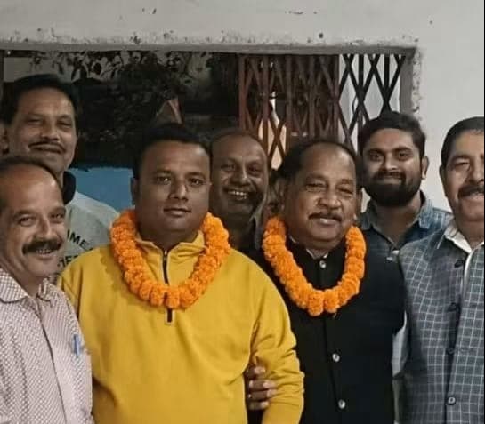 चित्रगुप्त पूजा समिति गठित, दीपक नाथ सहाय अध्यक्ष एवं पत्रकार आशीष सिन्हा बने महासचिव