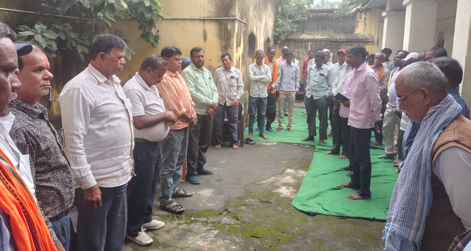 कॉमरेड स्वदेश भट्टाचार्य को डांडी भाकपा-माले ने दी भावभीनी श्रद्धांजलि, लाल झंडा झुकाकर किया नमन