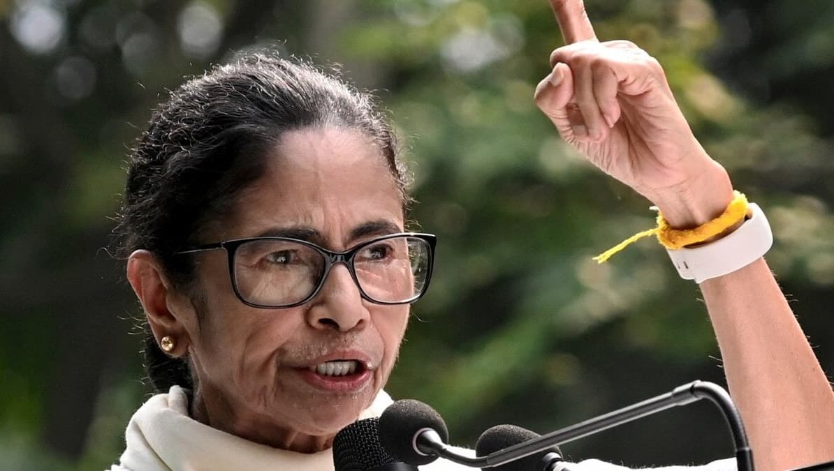 रेजीनगर उपचुनाव में ममता-अभिषेक की सीधी एंट्री, स्टार प्रचारकों की लंबी सूची