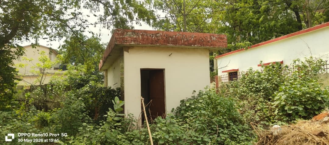 बरही में स्वच्छ भारत मिशन की खुली पोल: लाखों का सामुदायिक शौचालय पांच साल से बेकार