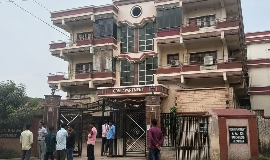 माहेश्वरी परिवार के छह सदस्यों की रहस्यमयी मौत की जांच के लिए दिल्ली से पहुंची सीएफएसएल की दो सदस्यीय टीम