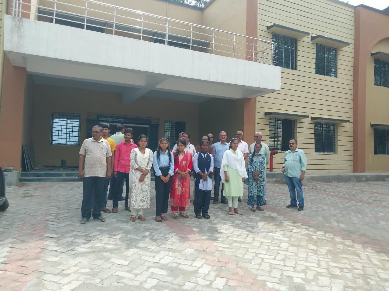 जुबिली कॉलेज भुरकुंडा में हिंदी पखवाड़ा कार्यक्रम का आयोजन, वक्ताओं ने हिंदी के संरक्षण और संवर्धन पर दिया जोर