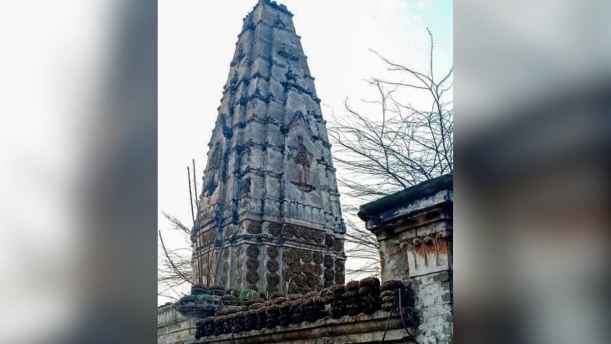 पाकिस्तान में 100 साल पुराने हिंदू मंदिर को गिराने पर भारत की कड़ी प्रतिक्रिया, जांच की मांग