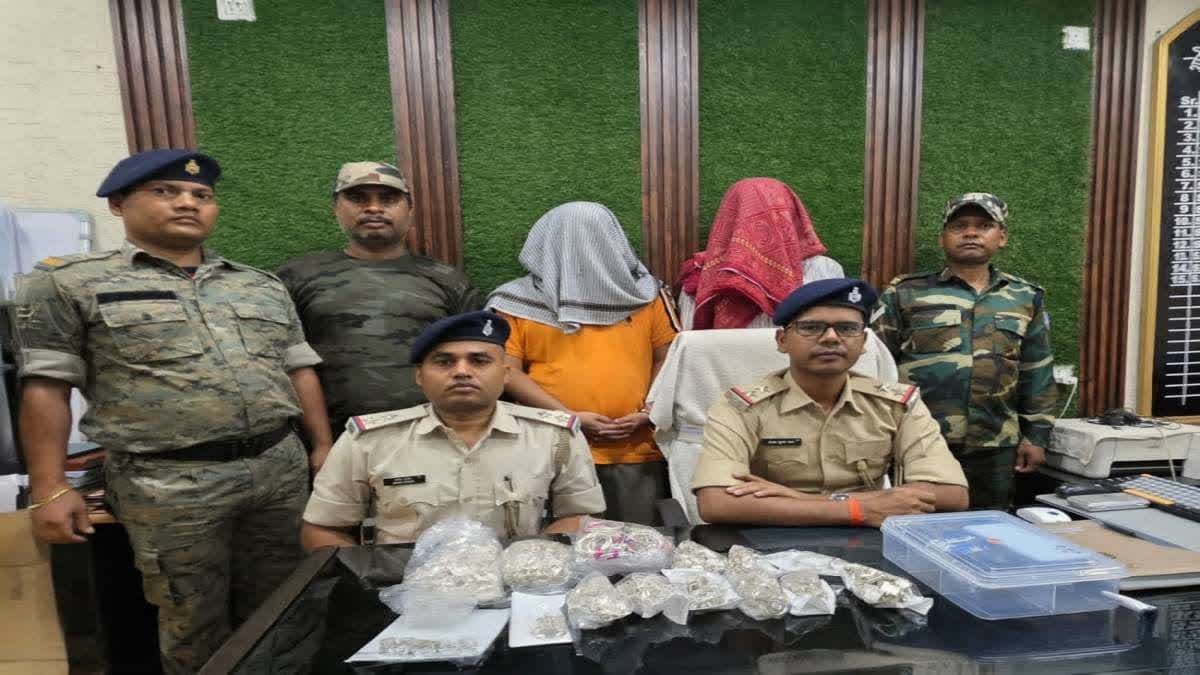 रांची में ज्वेलरी चोरी करने वाले गिरोह का पर्दाफाश, दो आरोपी गिरफ्तार, चोरी के गहने बरामद