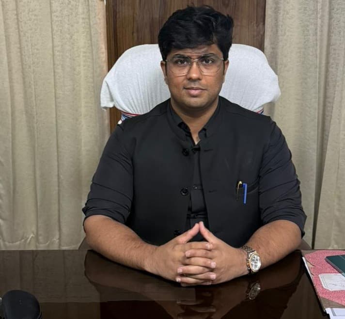 दुर्गापूजा में सुरक्षा को लेकर हजारीबाग प्रशासन सख्त, आयोजकों को दिए दिशा-निर्देश