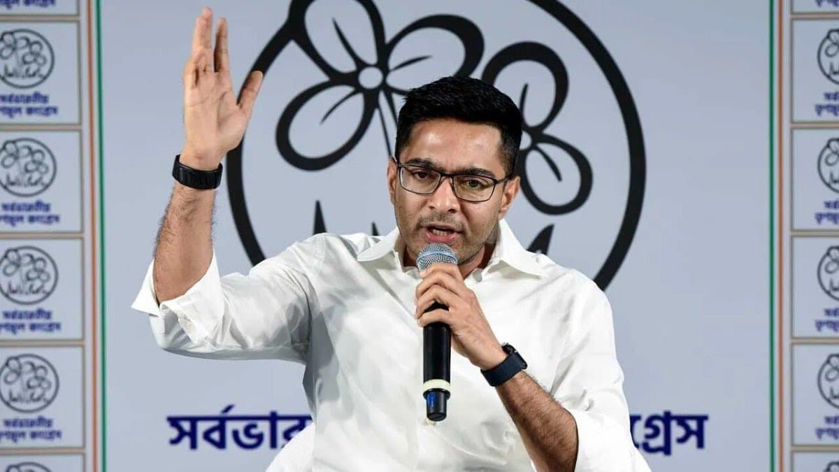 अभिषेक बनर्जी के दफ्तर पर फायर सेफ्टी की गाज, बिल्डिंग की कई मंजिलें सील