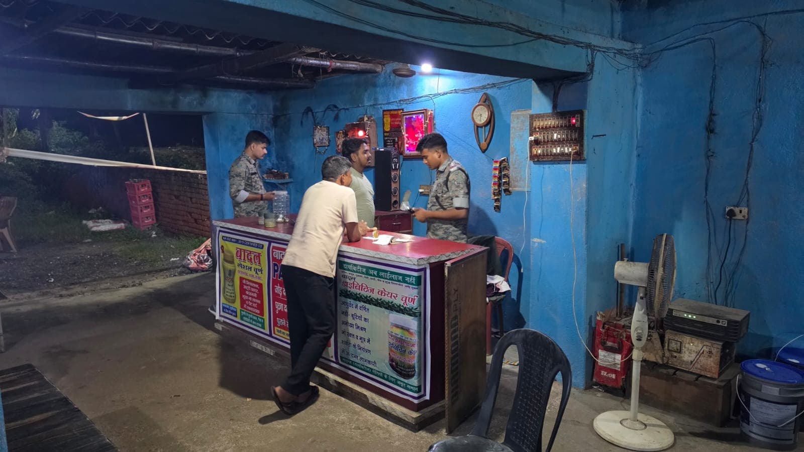 गुमटियों से लाइन होटलों तक नशे की कथित बिक्री की शिकायत