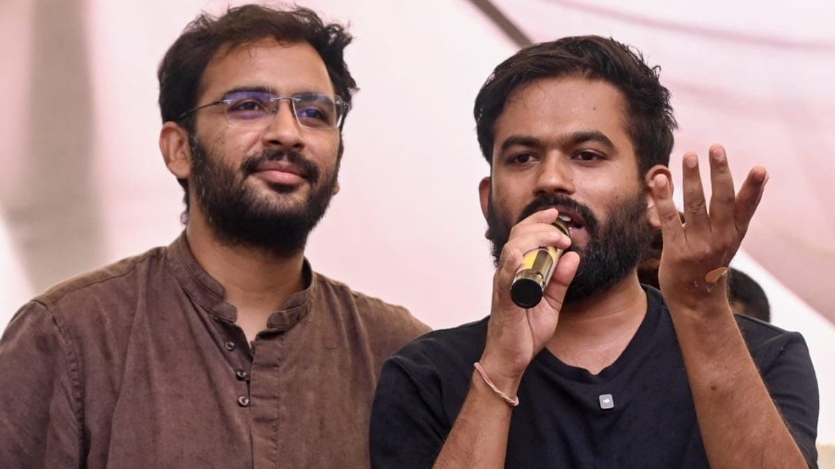 बॉम्बे हाईकोर्ट क्लर्क परीक्षा में तकनीकी गड़बड़ी, अभ्यर्थियों का हंगामा; अभिजीत दिपके ने की दोबारा परीक्षा की मांग