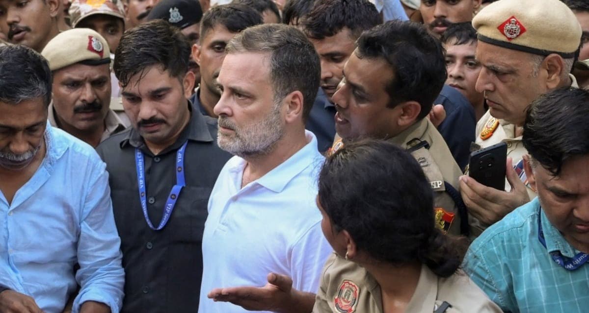 ज्ञानेश कुमार के इस्तीफे की मांग पर राहुल गांधी का प्रदर्शन