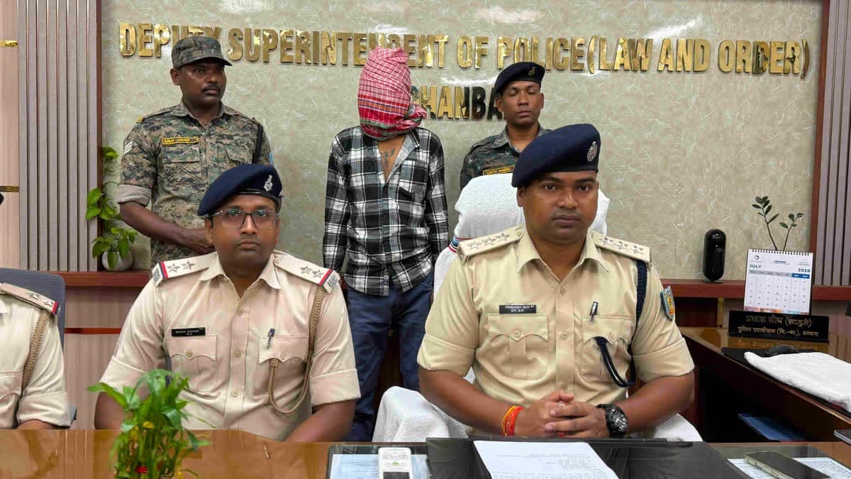 धनबाद पुलिस ने अवैध पिस्टल और कारतूस के साथ युवक को दबोचा