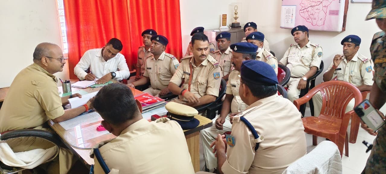 पुलिस अधीक्षक अमन कुमार ने कटकमदाग थाना का लिया जायजा, कानून व्यवस्था मजबूत करने पर जोर
