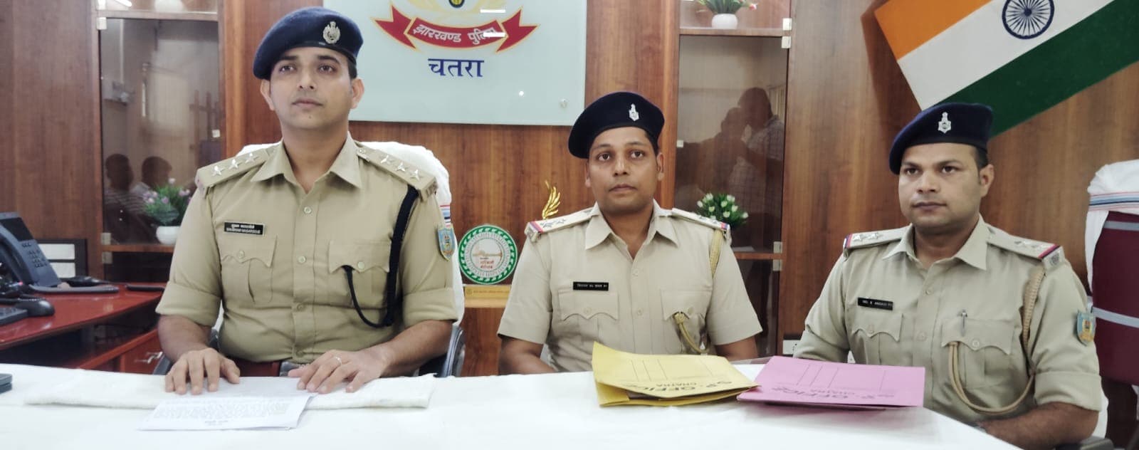 चतरा : बड़े - बड़े प्रहार के बाद भी नहीं थम रहा चतरा में नशे का कारोबार, हर दूसरे दिन हो रही बरामदगी और गिरफ्तारी 