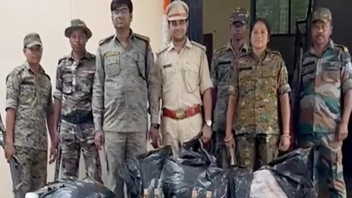 रांची में मिनी शराब फैक्ट्री का भंडाफोड़, भारी सामग्री जब्त