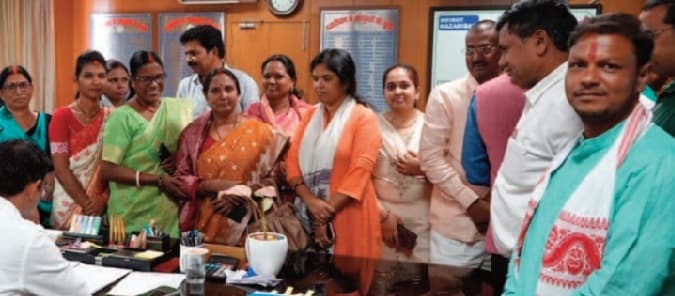 बरही चौक को अतिक्रमणमुक्त बनाने की मांग, जिप सदस्यों ने उपायुक्त से की मुलाकात