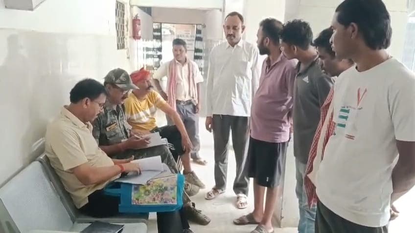 छत से गिरकर युवक की मौत, पंडरा पंचायत में शोक की लहर