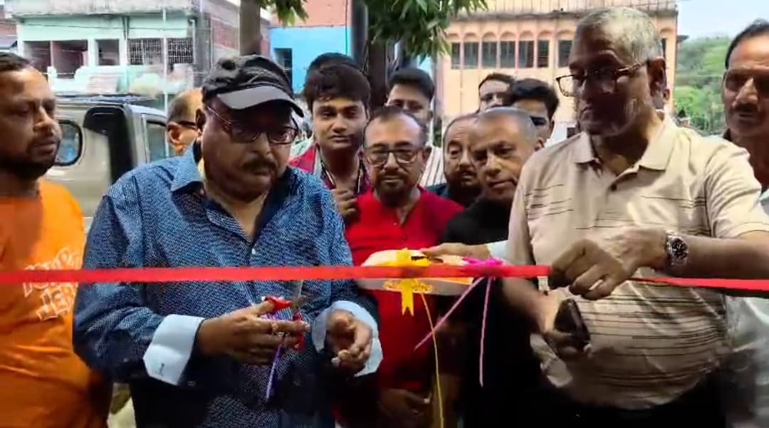 गिरिडीह में इलेक्ट्रिक वाहनों की बढ़ती मांग के बीच PURE EV के नए डिस्ट्रीब्यूटर शोरूम का शुभारंभ हुआ
