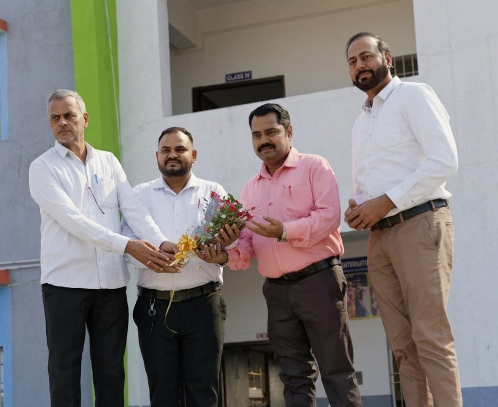 ज्ञान कुंज इंटरनेशनल स्कूल में नए नेतृत्व का आगाज, चिरंजीत सिन्हा ने संभाली प्रधानाचार्य की कमान