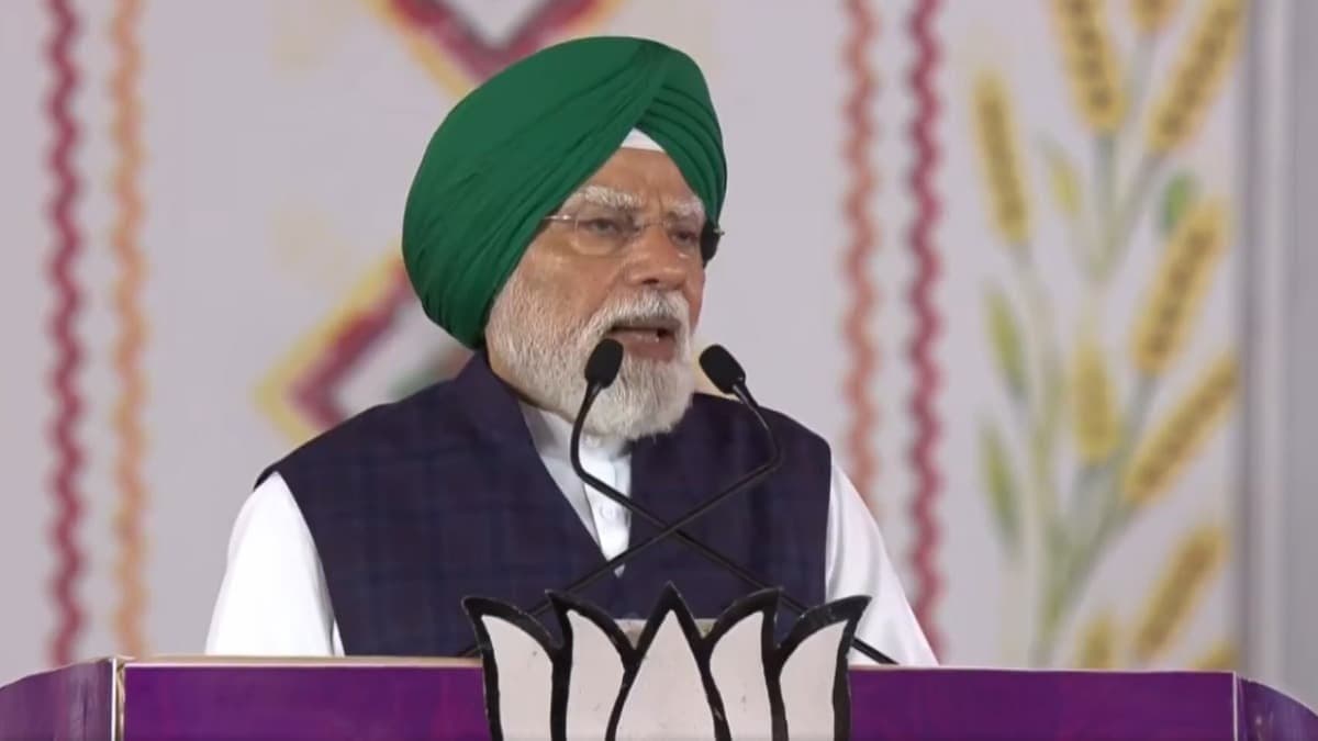 जालंधर में पीएम मोदी का विपक्ष पर हमला, बोले- पंजाब को चाहिए विकास और स्थिर सरकार