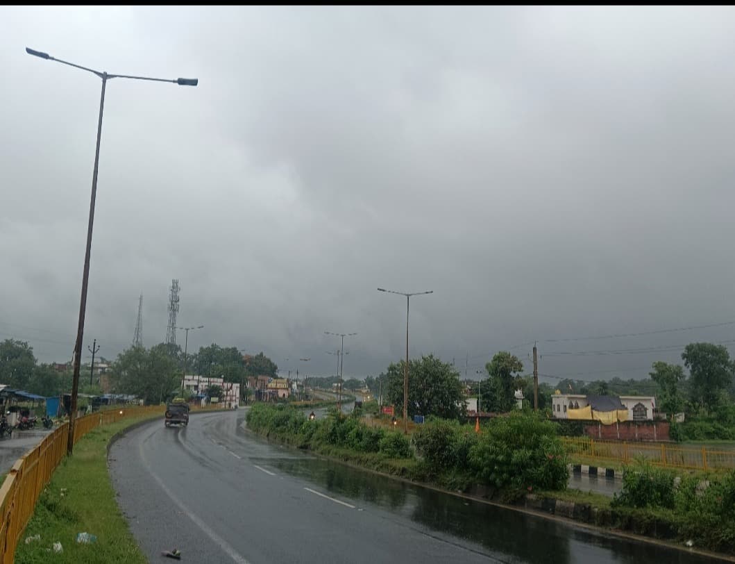 रामगढ़ में 29 सितंबर तक बारिश का दौर, तेज हवाओं के साथ बरसेंगे बादल 