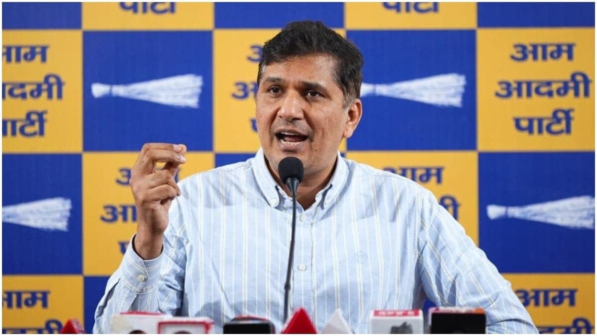आप भी विपक्षी प्रदर्शन में शामिल, वोट चोरी को लेकर घेरा चुनाव आयोग