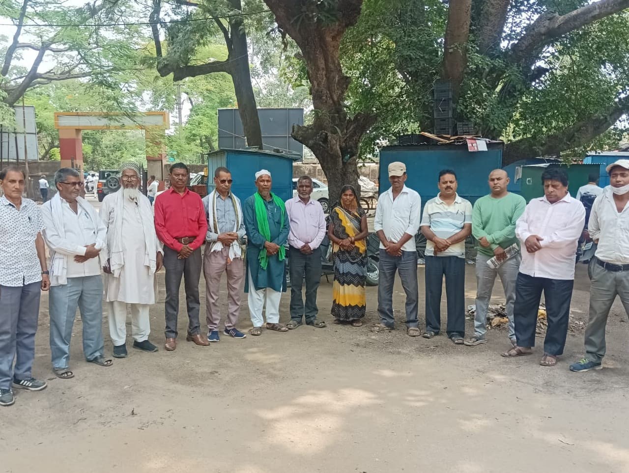 खतियानी परिवार ने बाबू भाई विद्रोही को दी श्रद्धांजलि