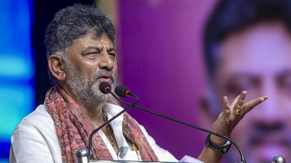 बेंगलुरु की IT कंपनियों को डीके शिवकुमार की सख्त चेतावनी, होगा एक्शन