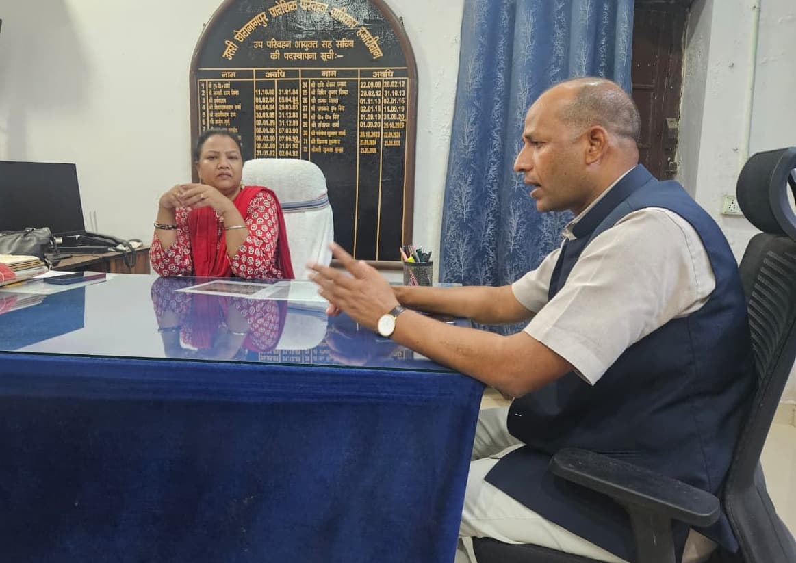 ऑटो चालकों के लिए ड्रेस कोड लागू करने की पहल, पार्किंग व्यवस्था होगी दुरुस्त