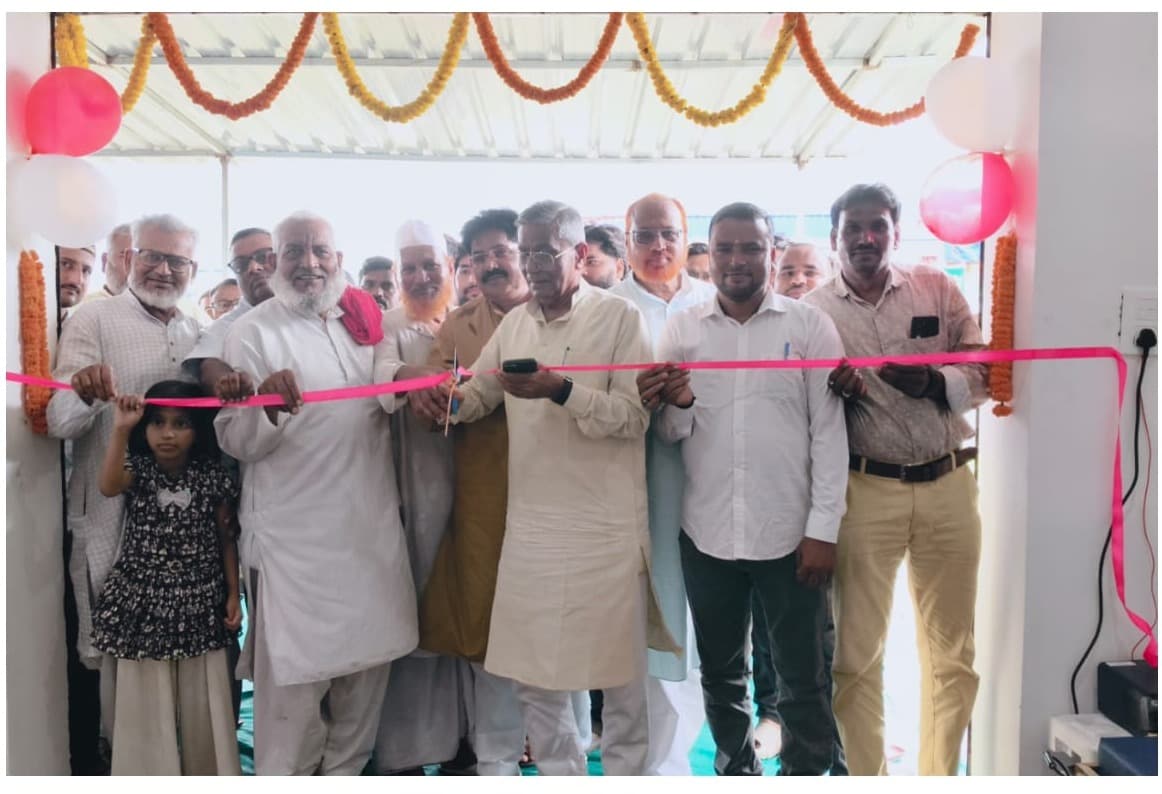 एमएसके सॉल्यूशन प्वाइंट का शुभारंभ, पूर्व विधायक उमाशंकर अकेला ने किया उद्घाटन
