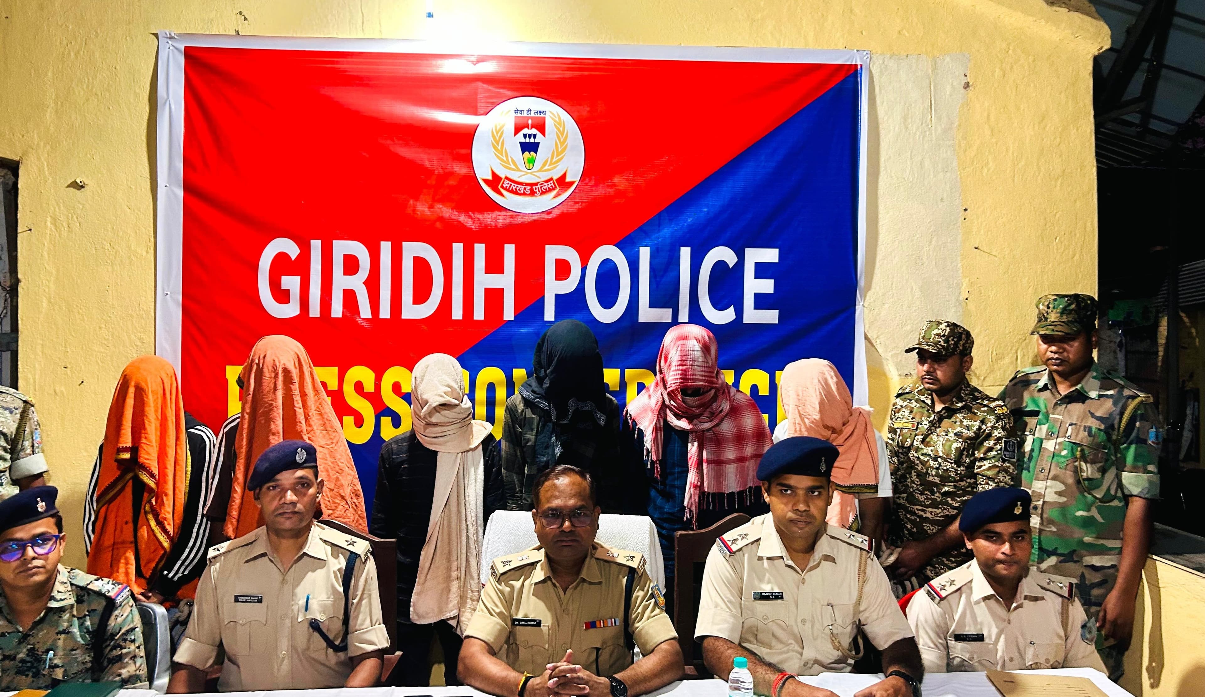 पचंबा में चोरी की घटनाओं का पुलिस ने किया उद्भेदन, छह आरोपी गिरफ्तार