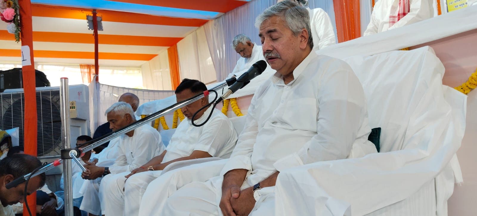 संतों का सान्निध्य जीवन को देता है नई दिशा : अमित भैया